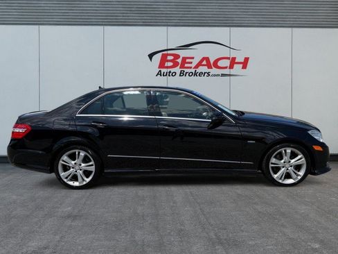 Used 2012 Mercedes-Benz E 350 4MATIC Sedan image 7