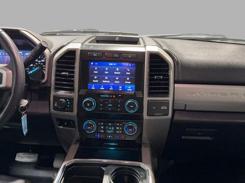 Used 2020 Ford F250 Lariat w/ Lariat Value Package image 28