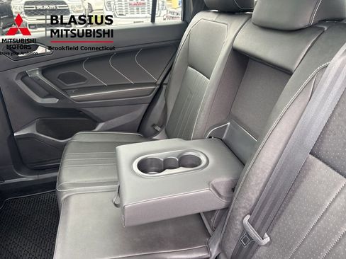 Used 2023 Volkswagen Tiguan SE R-Line AWD/4WD image 38