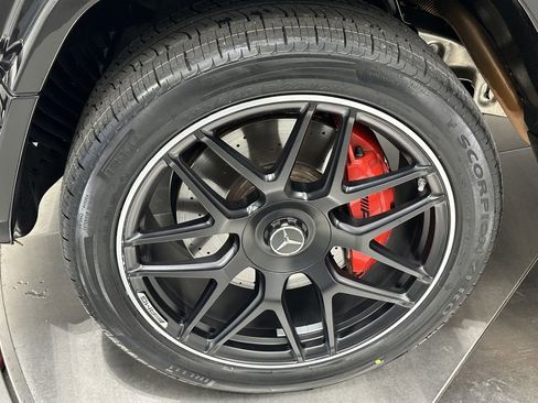 Certified 2024 Mercedes-Benz G 63 AMG 4MATIC image 13