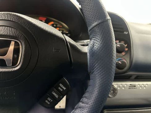 Used 2005 Honda S2000 image 16