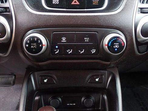 Used 2012 Hyundai Tucson GLS AWD/4WD image 17