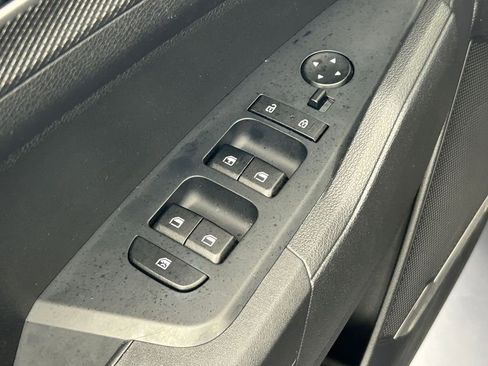 Used 2024 Kia Sportage LX image 15