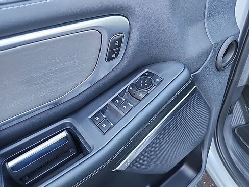 Used 2025 Ford Expedition Platinum AWD/4WD image 27