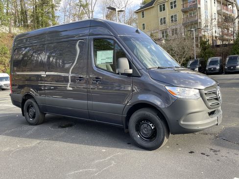 New 2025 Mercedes-Benz Sprinter 2500 image 4