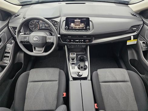 New 2026 Nissan Rogue SV image 15