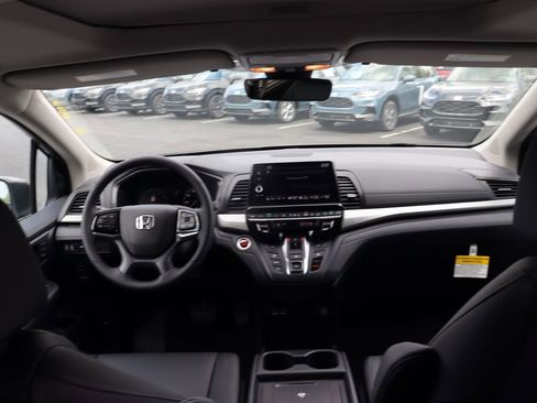 Certified 2026 Honda Odyssey EX-L image 18