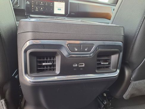 Used 2024 GMC Sierra 1500 Denali w/ Denali Reserve Package AWD/4WD image 19