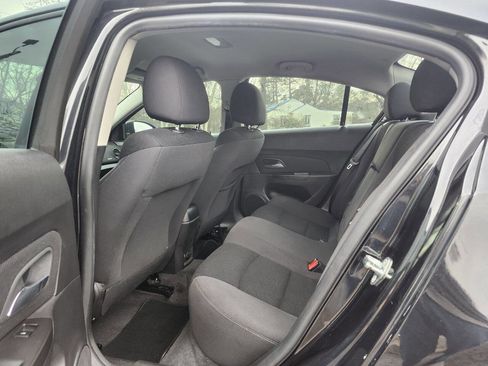 Used 2016 Chevrolet Cruze LT image 5