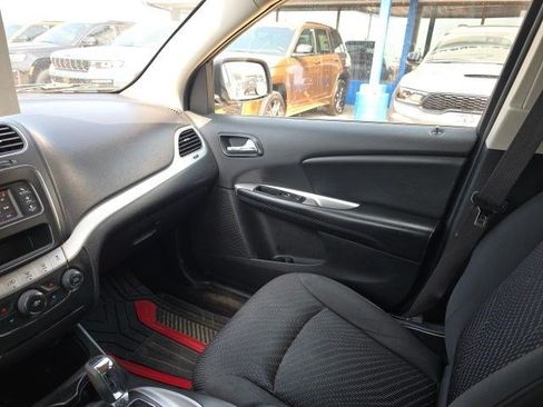 Used 2015 Dodge Journey SXT w/ Flexible Seating Group FWD image 22