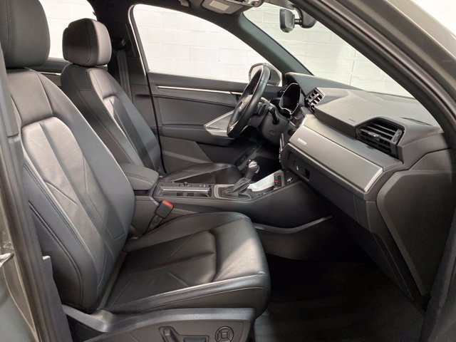 Used 2024 Audi Q3 2.0T Premium w/ Convenience Package AWD/4WD image 84
