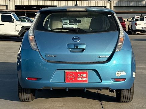 Used 2011 Nissan Leaf w/ Eco Design Pkg image 8
