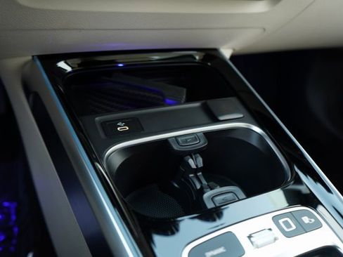 New 2026 Mercedes-Benz GLB 250 image 19