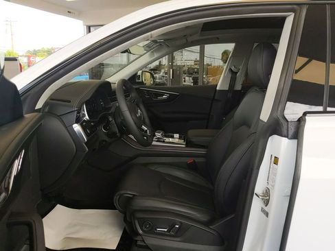 Used 2023 Audi Q8 Prestige AWD/4WD image 15