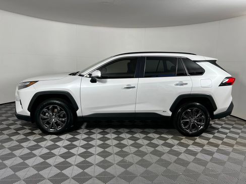 Used 2024 Toyota RAV4 Limited image 8
