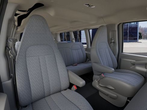 New 2025 GMC Savana 2500 LT w/ LT Preferred Equipment Group image 16