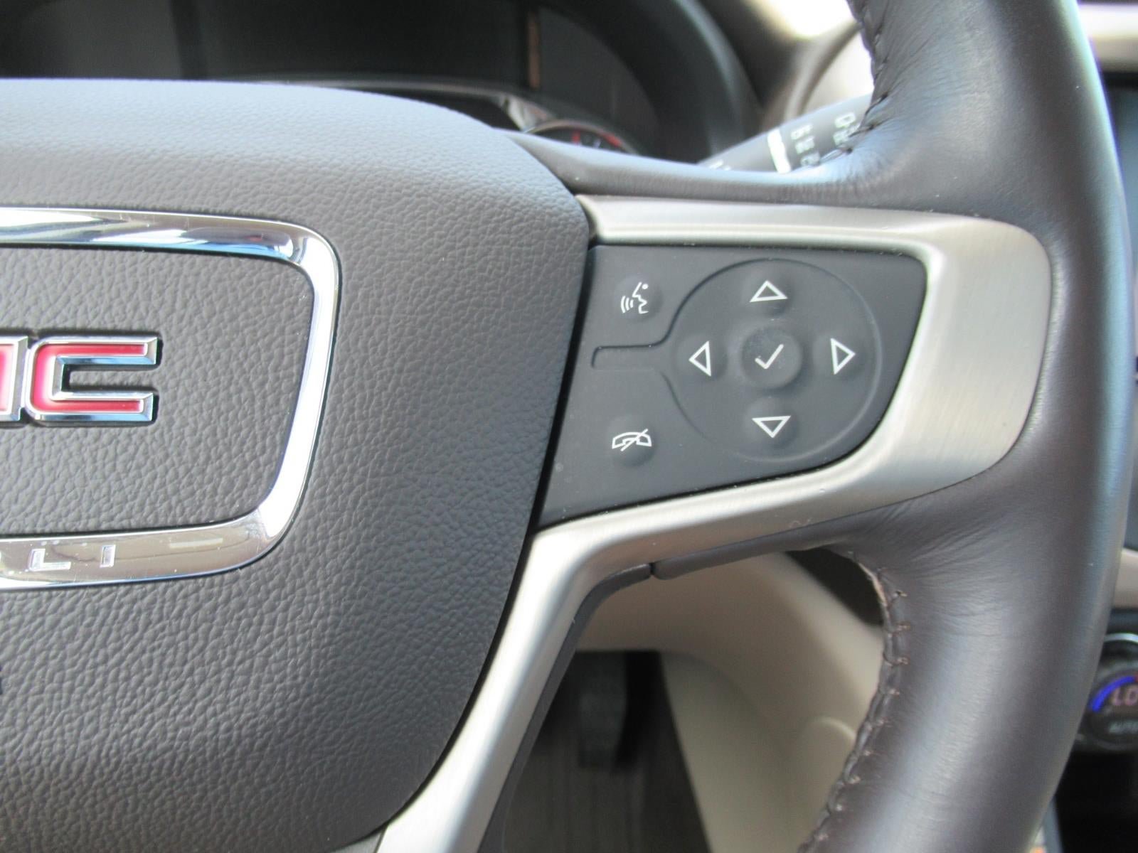 Used 2019 GMC Acadia Denali w/ Technology Package FWD image 26