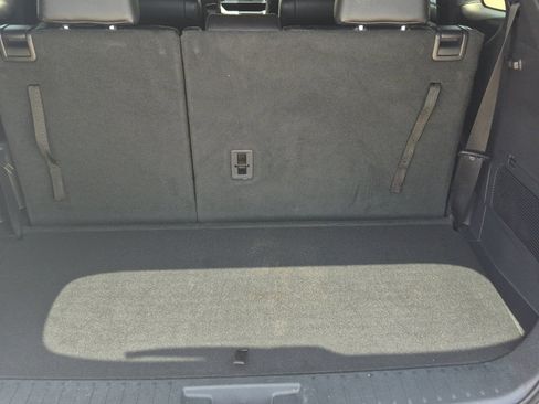 Used 2021 Toyota Highlander XSE FWD image 15