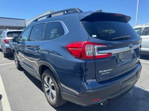 Used 2023 Subaru Ascent Premium w/ Convenience Package AWD/4WD image 4