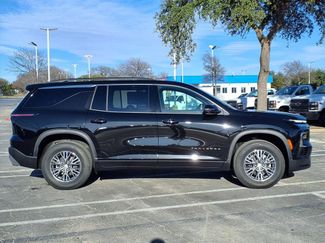 New 2026 Chevrolet Traverse LT w/ Enhanced Driving Package video 3