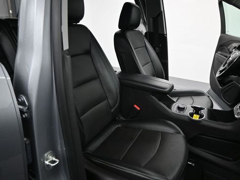 Certified 2023 GMC Terrain SLT image 22