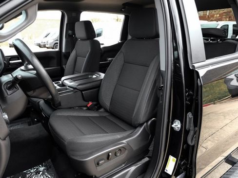 Used 2024 Chevrolet Silverado 1500 Custom w/ Turbomax Blackout Package image 30