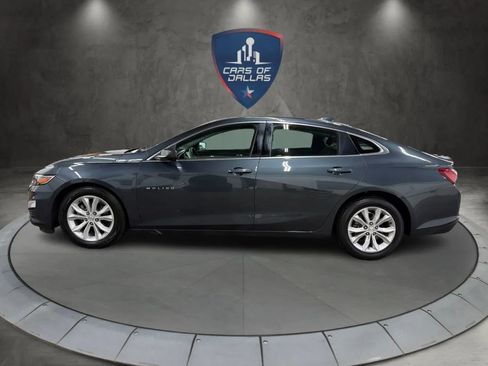 Used 2021 Chevrolet Malibu LT image 2