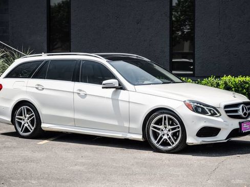 Used 2015 Mercedes-Benz E 350 4MATIC Wagon image 36