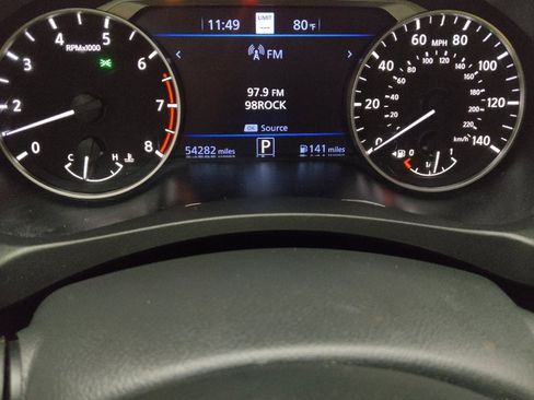 Used 2023 Nissan Altima 2.5 SV w/ SV Premium Package image 23