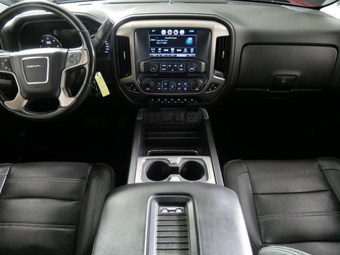 Used 2018 GMC Sierra 1500 Denali w/ Denali Ultimate Package image 10