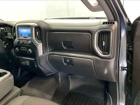 Used 2020 Chevrolet Silverado 1500 RST AWD/4WD image 13