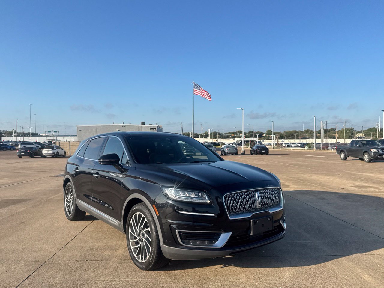 Used 2019 Lincoln Nautilus Reserve w/ Cargo Utility Package FWD image 4