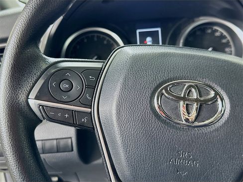 Used 2023 Toyota Camry LE image 18