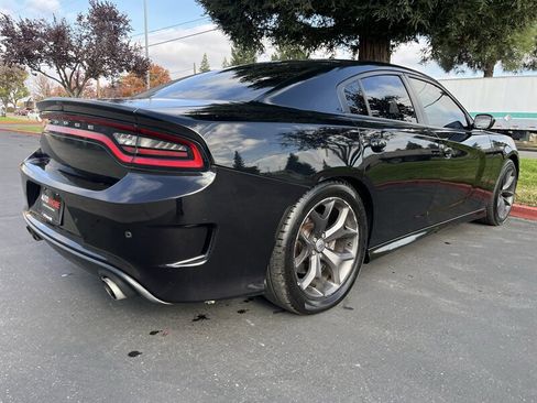 Used 2019 Dodge Charger R/T w/ Plus Group image 14