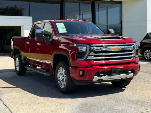 Used 2025 Chevrolet Silverado 3500 High Country w/ Technology Package image 9