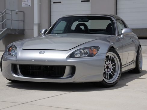 Used 2005 Honda S2000 image 1