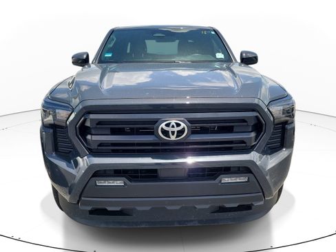 Used 2026 Toyota Tacoma SR5 RWD image 2