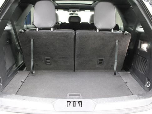 Used 2023 Ford Explorer ST-Line AWD/4WD image 42