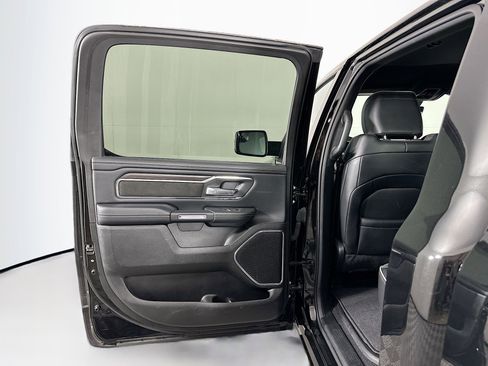 Used 2025 RAM 1500 Laramie image 26