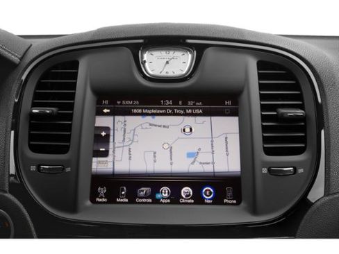 Certified 2018 Chrysler 300 S image 17