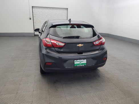 Used 2018 Chevrolet Cruze LT image 6