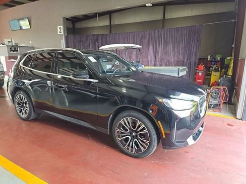 Used 2026 BMW X3 xDrive30i w/ Premium Package AWD/4WD image 2