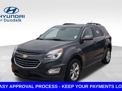 Used 2017 Chevrolet Equinox LT image 3