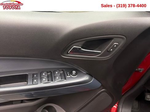 Used 2021 Chevrolet Colorado Z71 w/ Safety Package image 12