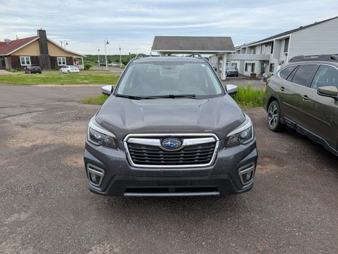 Used 2021 Subaru Forester Touring AWD/4WD image 2