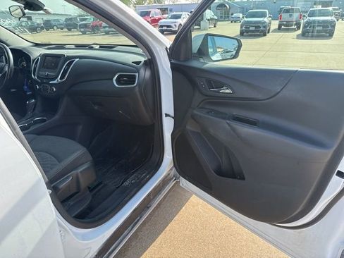 Used 2020 Chevrolet Equinox LT FWD image 23