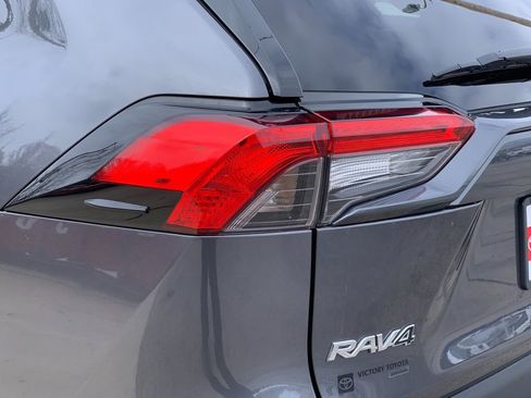 Used 2025 Toyota RAV4 XLE image 35