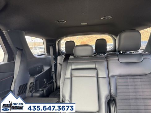 New 2026 Ford Explorer ST-Line w/ ST-Line Street Pack image 17