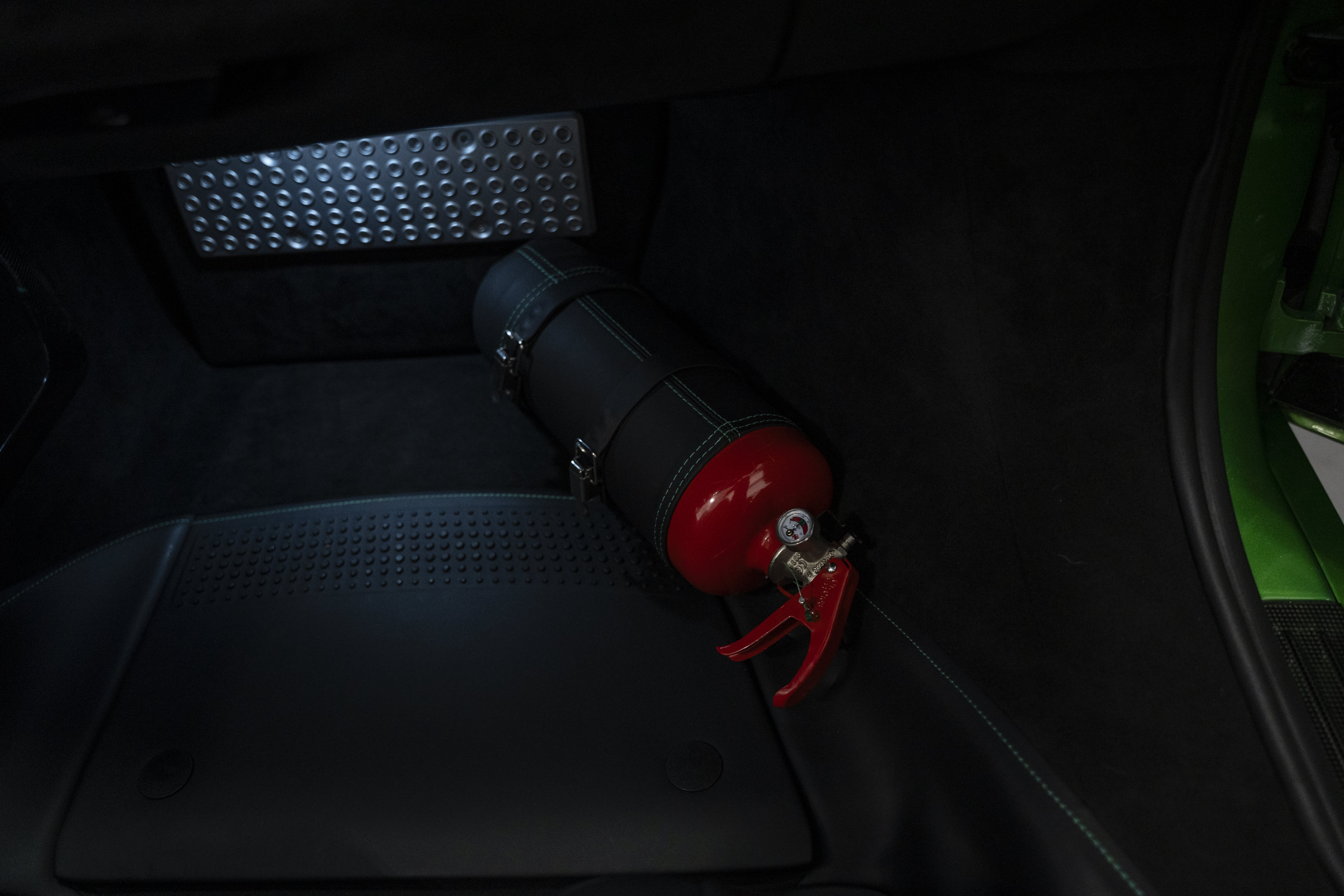 Used 2025 Ferrari SF90 Spider AWD/4WD image 57