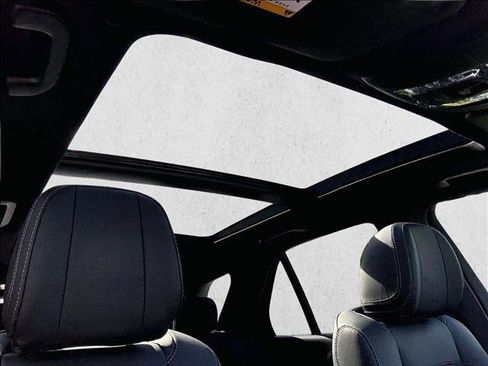 New 2026 Mercedes-Benz GLE 53 AMG 4MATIC image 30